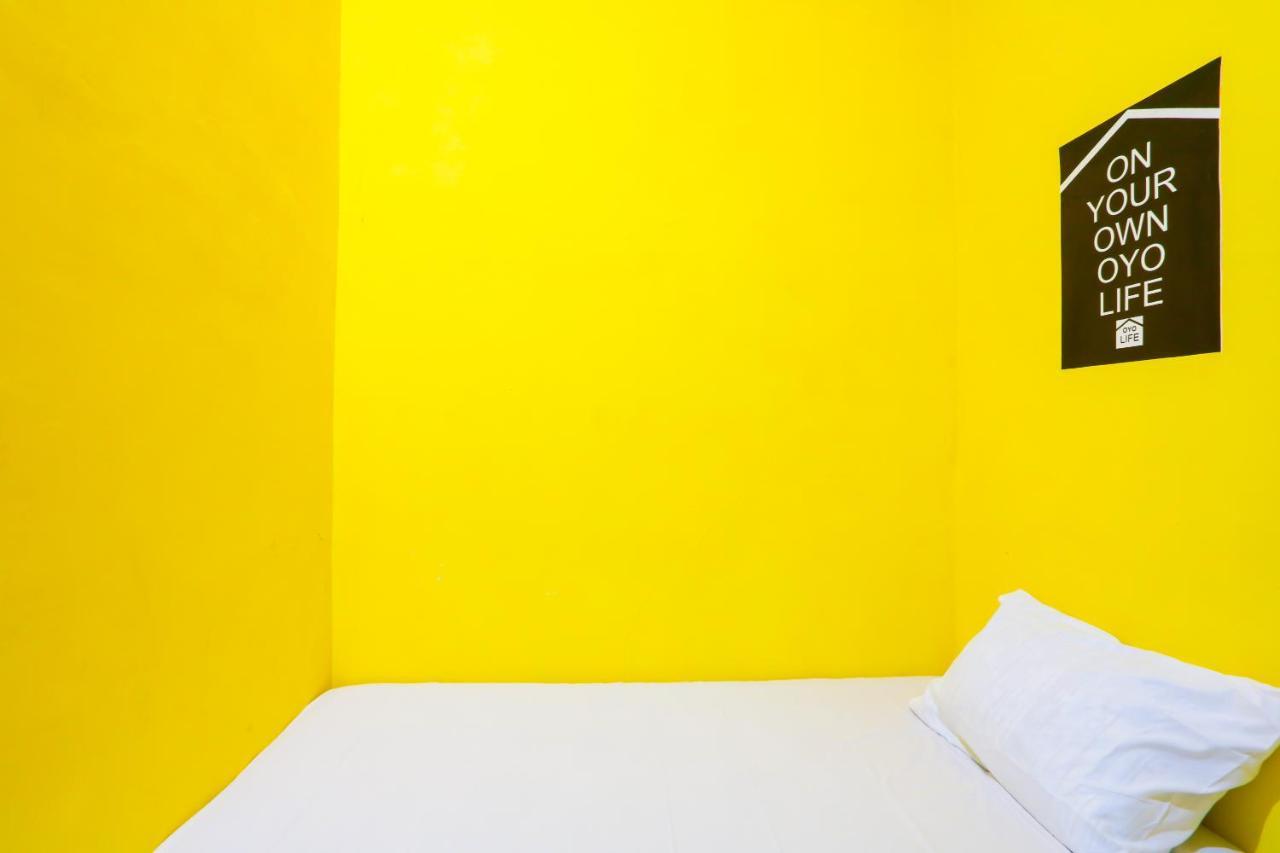 Oyo Life 3064 Mahameru Kost Putra Jember Ngoại thất bức ảnh